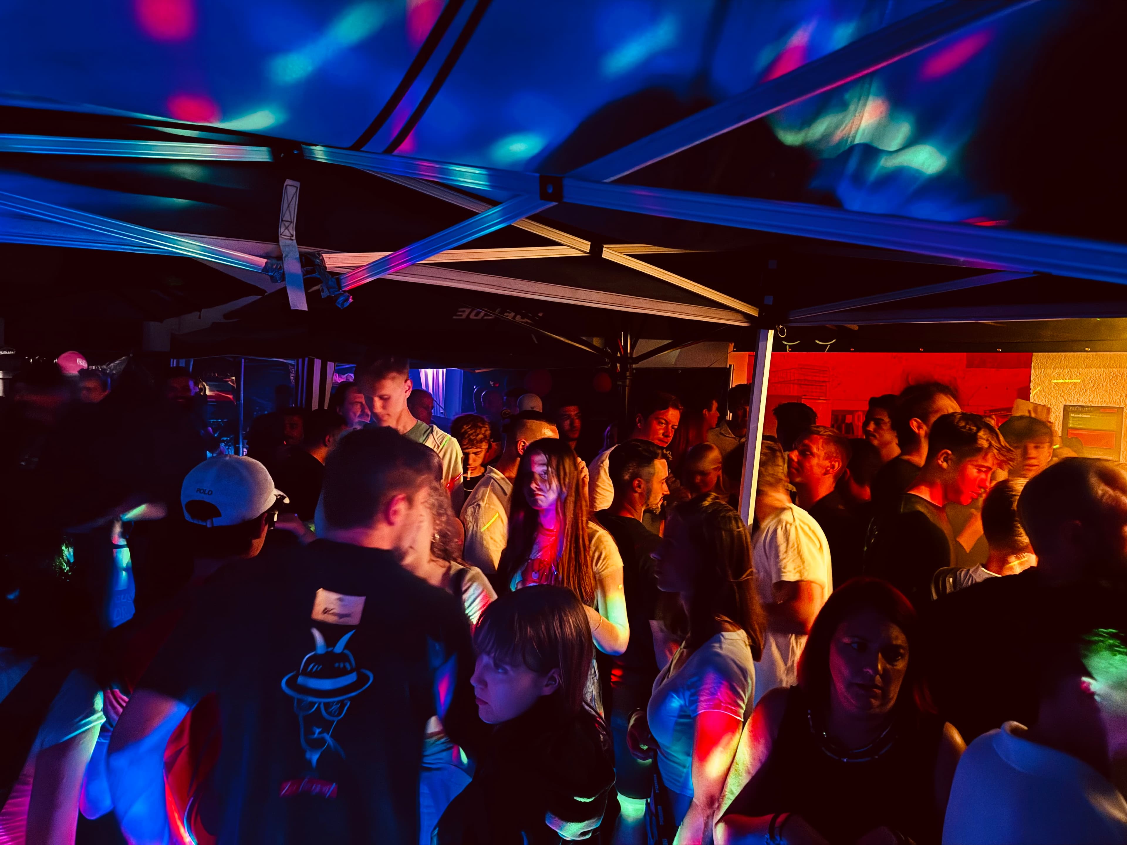Details von professioneller DJ-Technik fuer Events in Mannheim und Umgebung